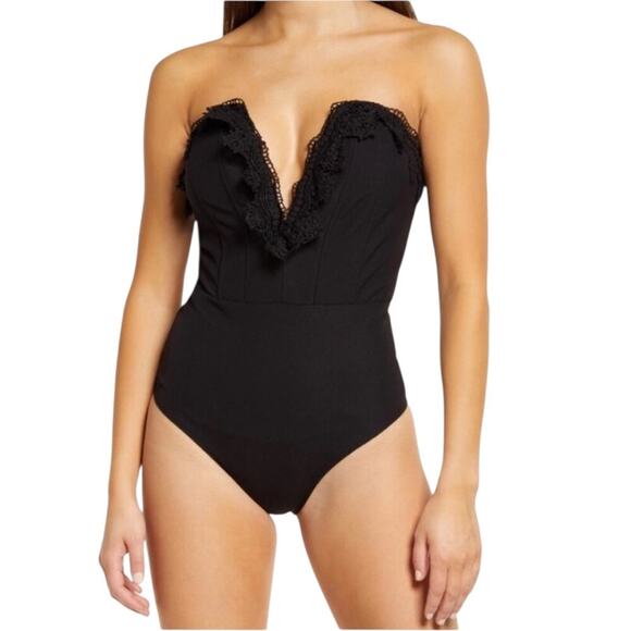 NWOT Women's Nichole Lynel Black Bodysuit - Large - Picture 1 of 10